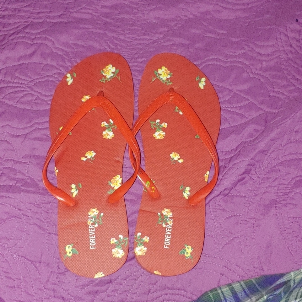 Girls flip flops